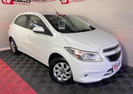 CHEVROLET ONIX 1.0 MPFI LT 8V FLEX 4P MANUAL CHEVROLET ONIX 1.0 MPFI LT 8V FLEX 4P MANUAL